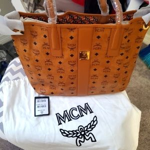 MCM Authentic Medium Hobo